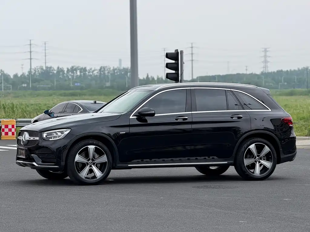 Mercedes-Benz GLC 2022 — фото 10