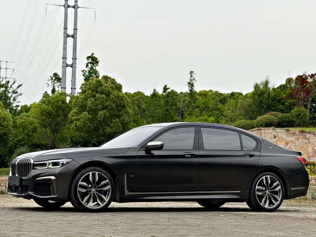 BMW 7 Series 2020 — фото 18