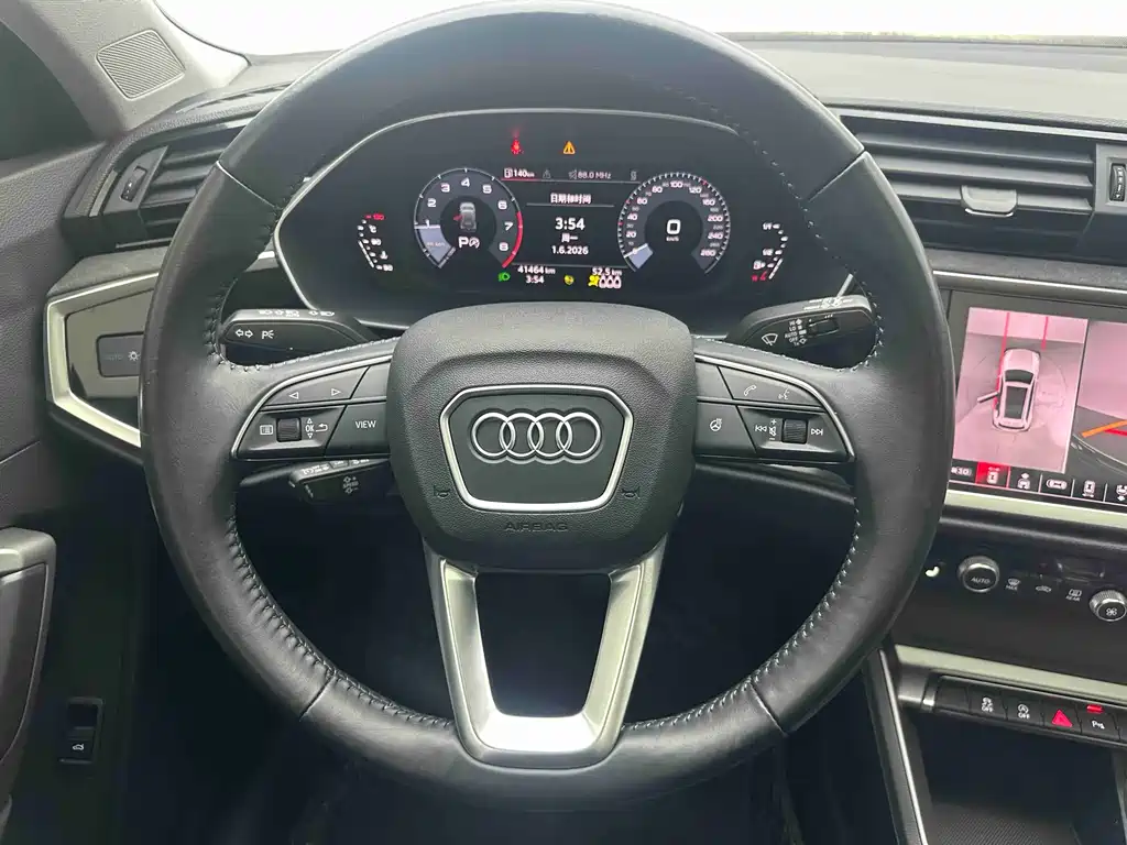 Audi Q3 2022 — фото 13