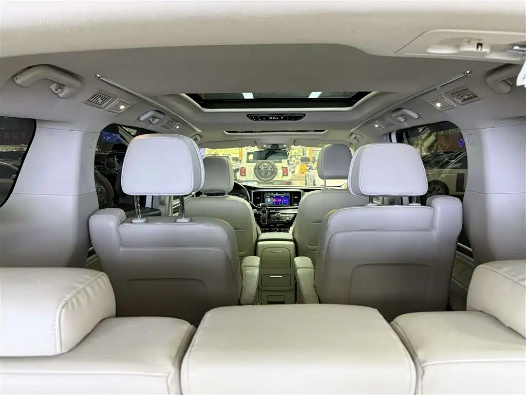 GAC Motor Trumpchi M8 2019 — фото 19