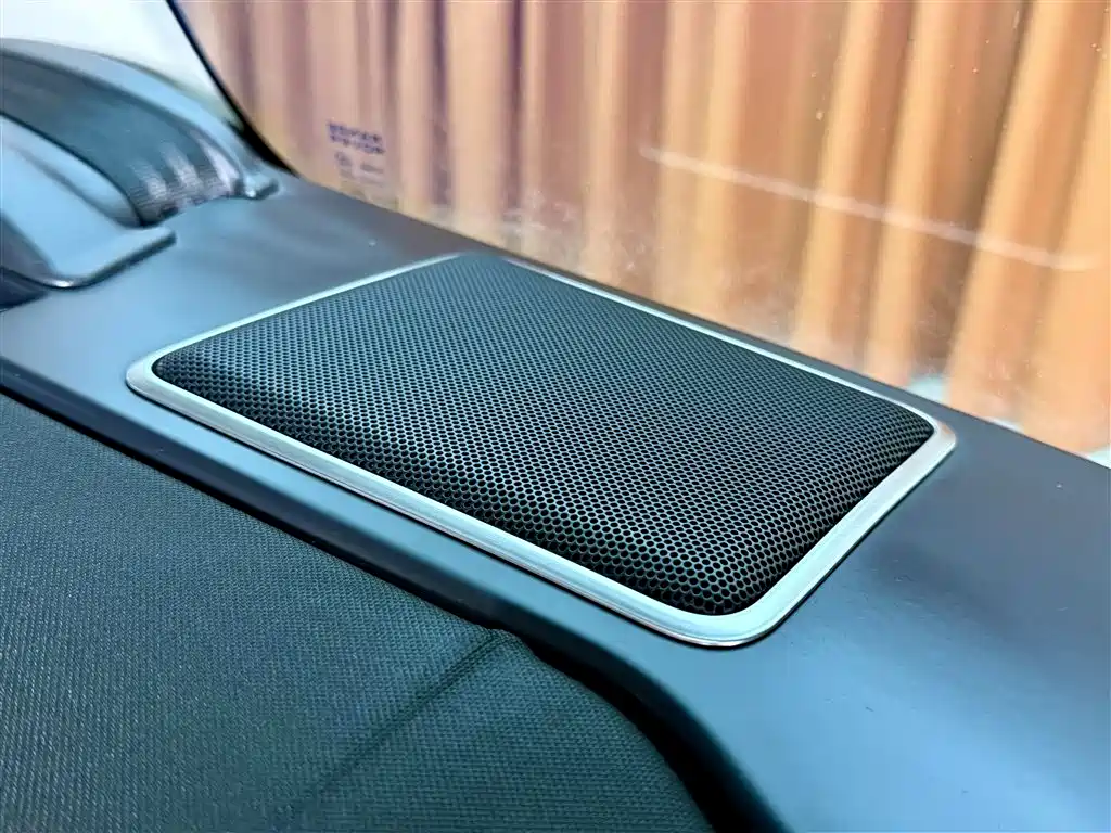 Land Rover Range Rover 2018 — фото 18