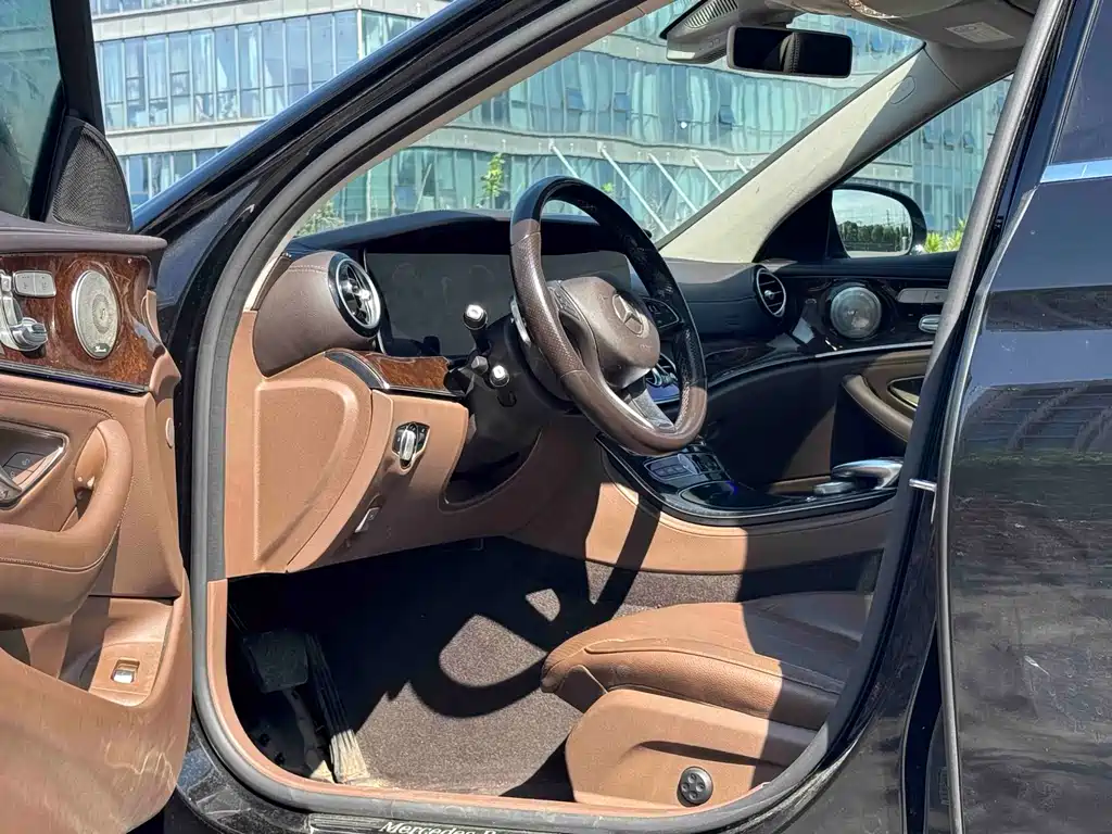 Mercedes-Benz E-Class 2017