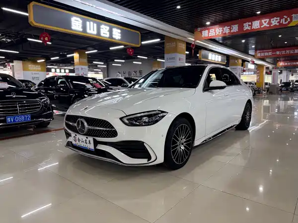 Mercedes-Benz C-Class 2024