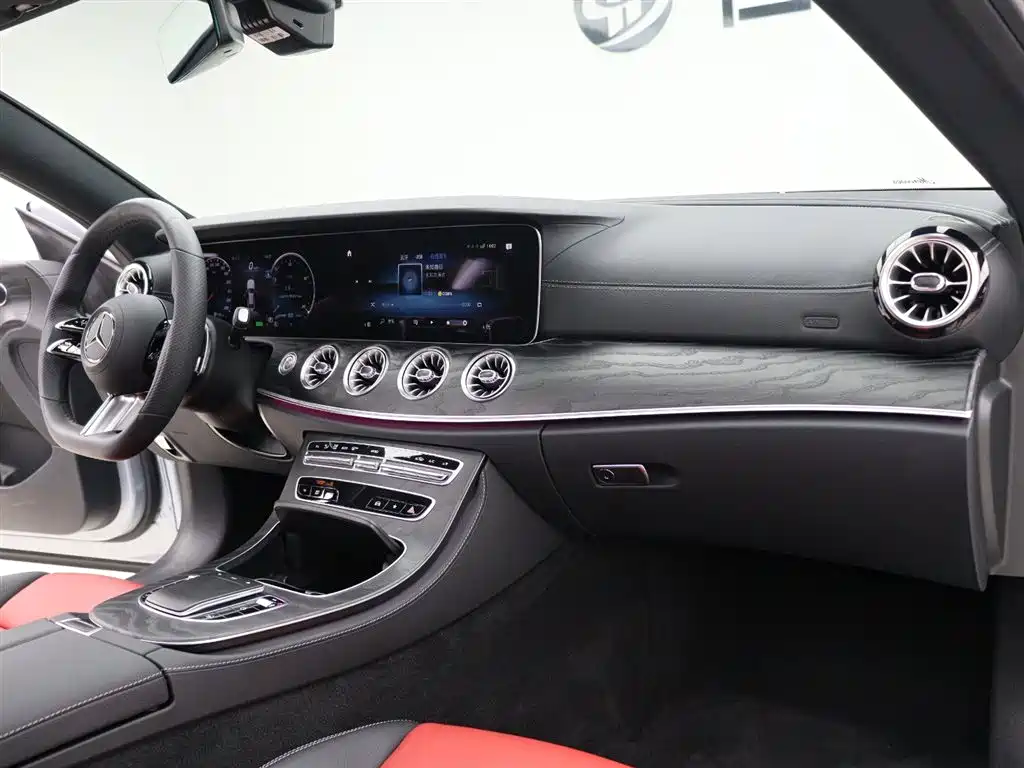 Mercedes-Benz E-Class 2021 — фото 21