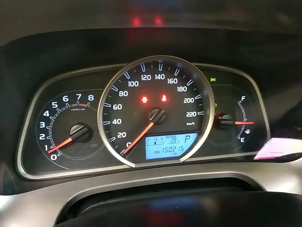 Toyota RAV4 2014 — фото 12