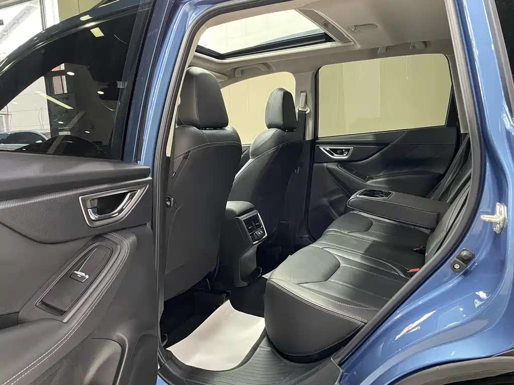Subaru Forester 2021 — фото 16