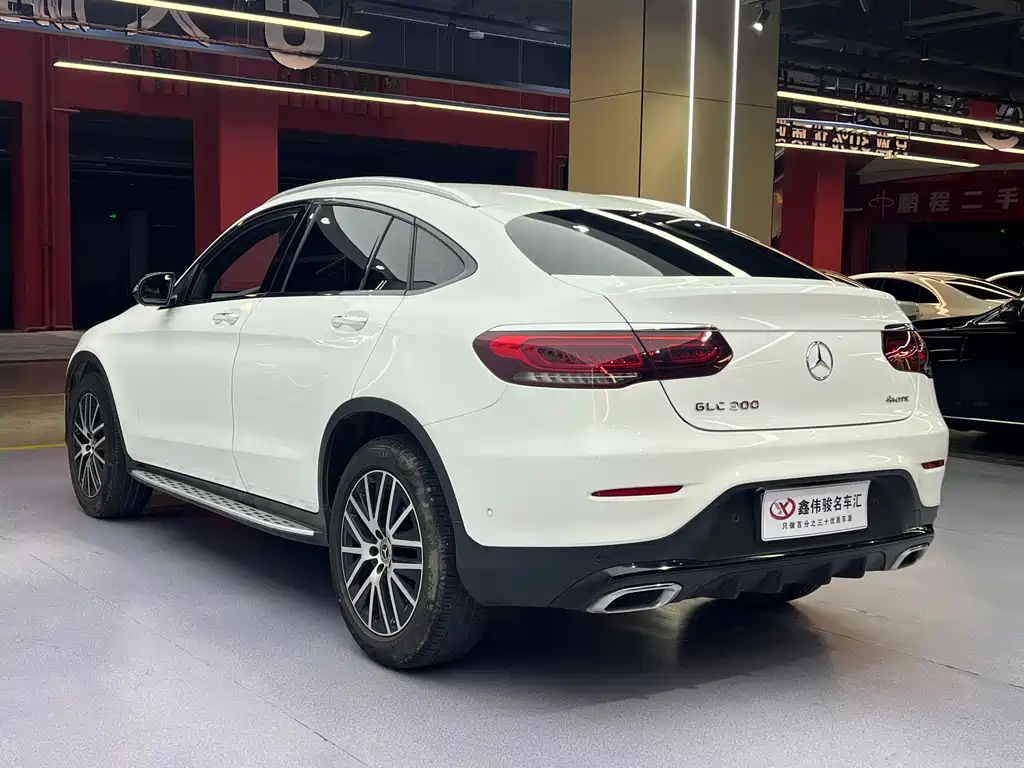 Mercedes-Benz GLC Coupe 2022 — фото 17