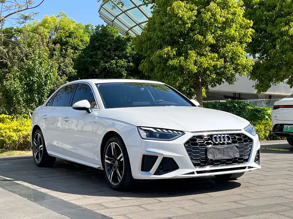 Audi A4L 2020 — фото 3