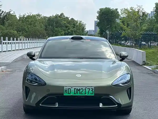 Xiaomi SU7 2024