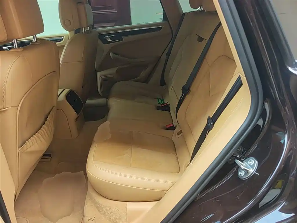 Porsche Macan 2015 — фото 17