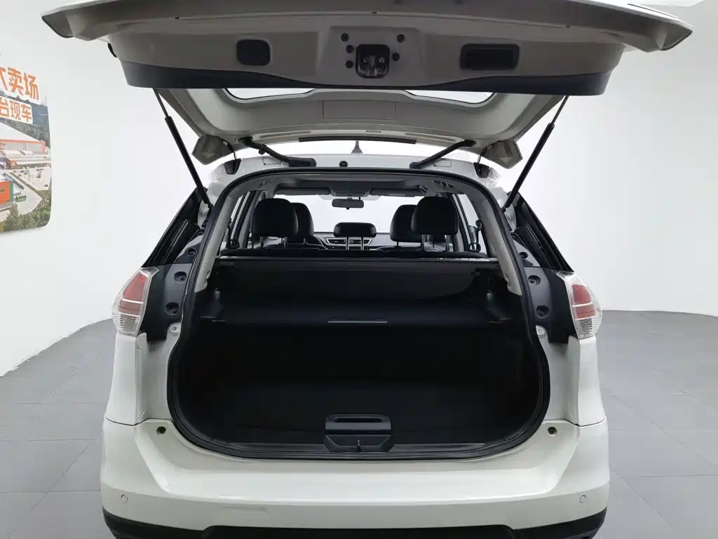 Nissan X-Trail 2015 — фото 16