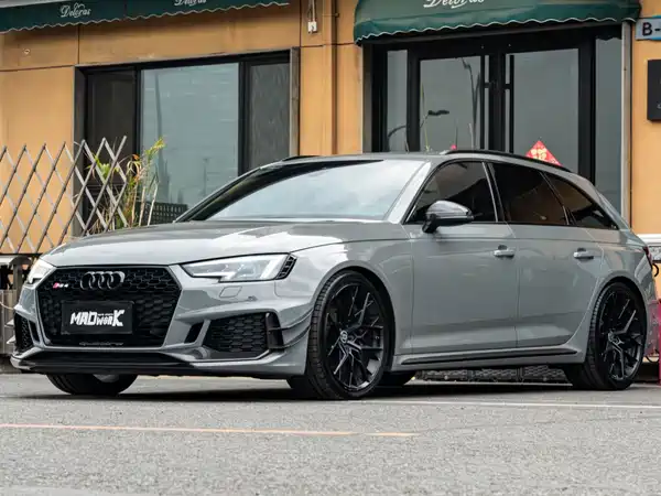 Audi RS 4 2019