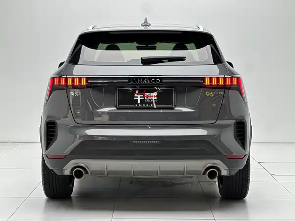 Lynk & Co 06 EM-P 2022