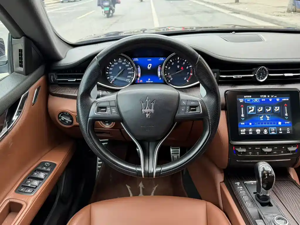 Maserati Quattroporte 2020 — фото 14