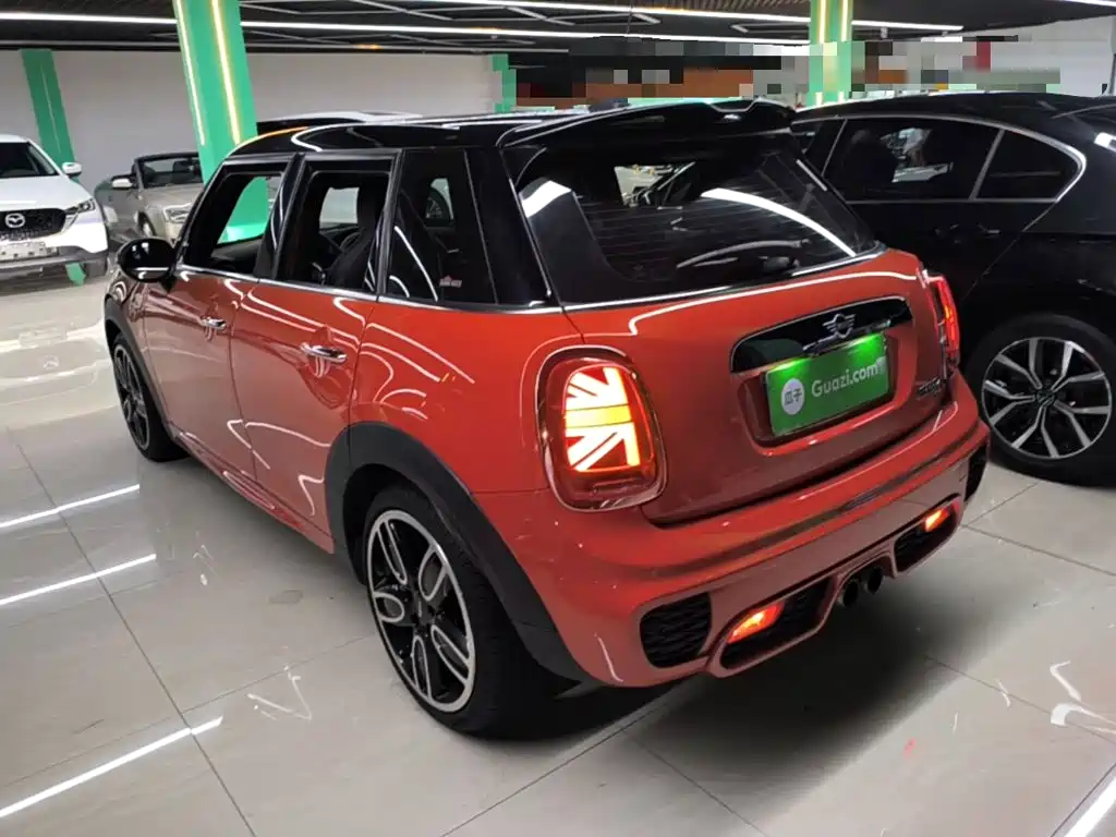 MINI MINI 2018