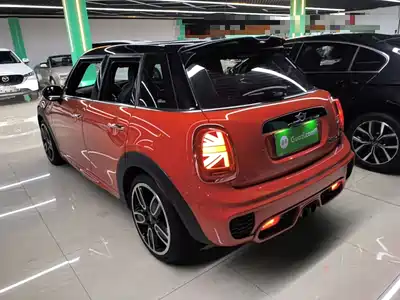 MINI MINI 2018