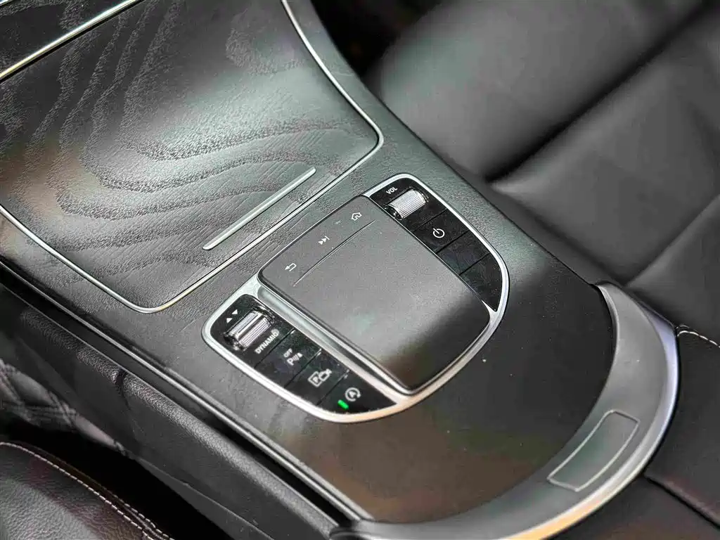 Mercedes-Benz C-Class 2021 — фото 13