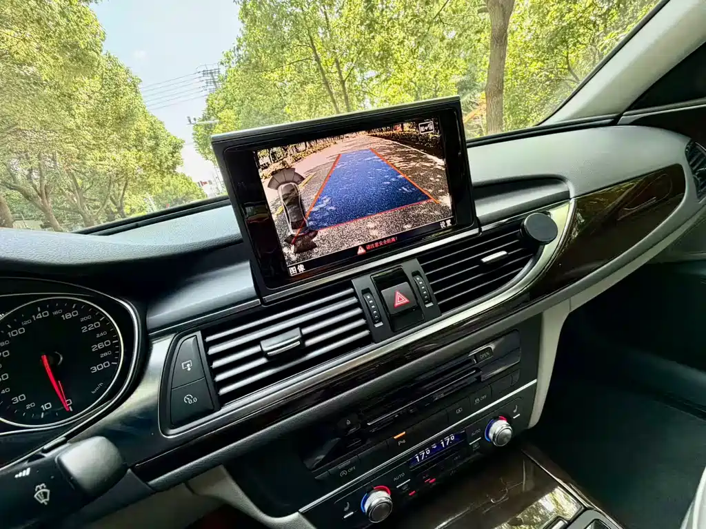 Audi A6L 2014