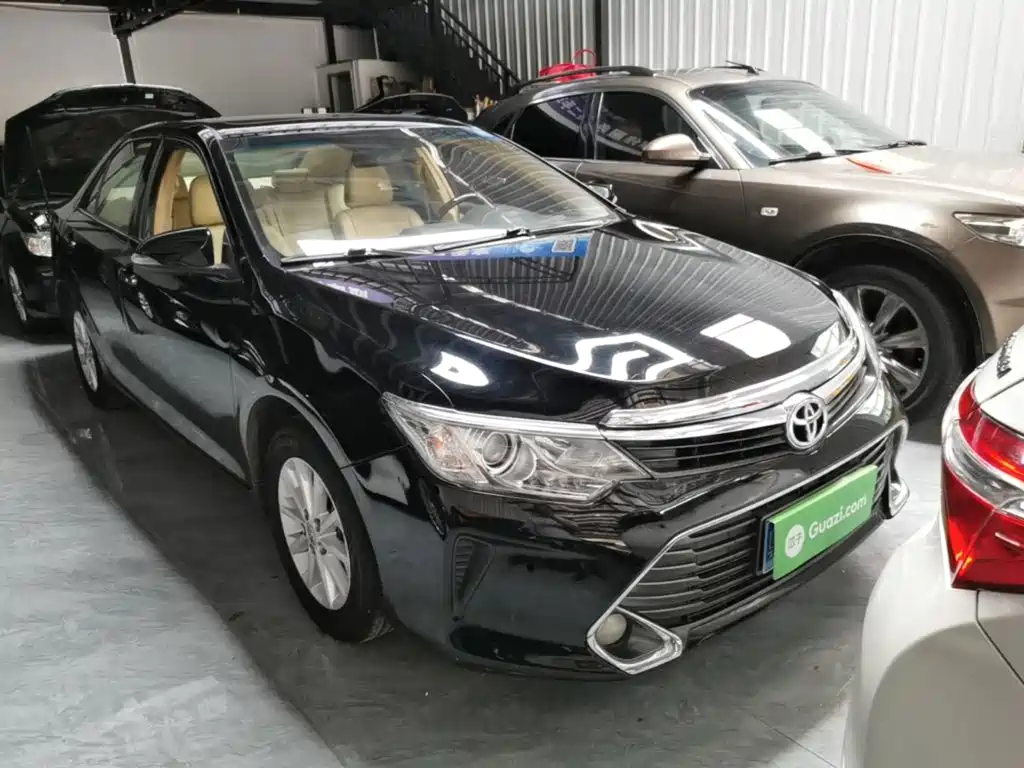 Toyota Camry 2015