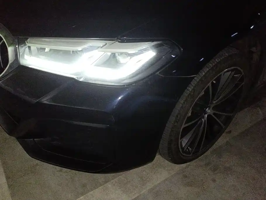 BMW 5 Series 2023