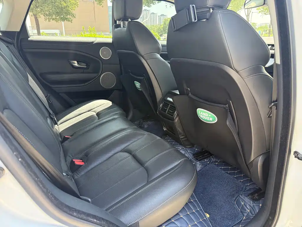 Land Rover Evoque 2018 — фото 12