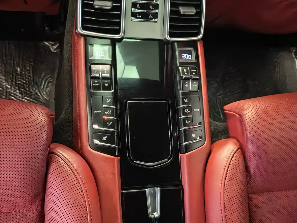 Porsche Panamera 2016 — фото 11