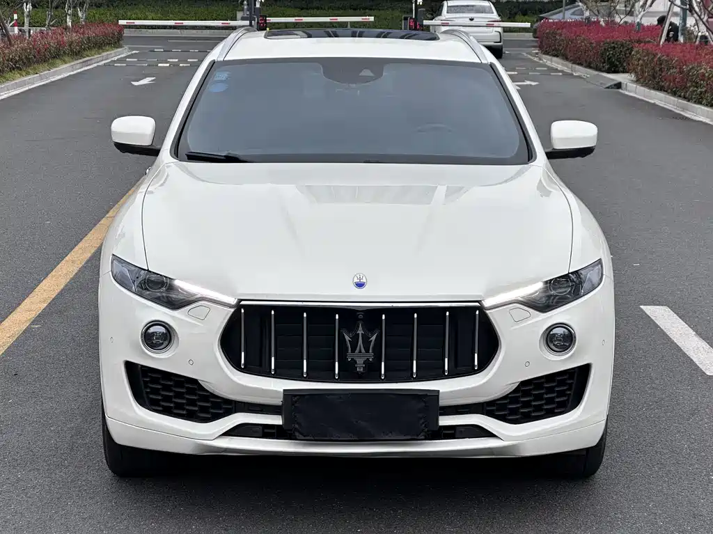 Maserati Levante 2017 — фото 2