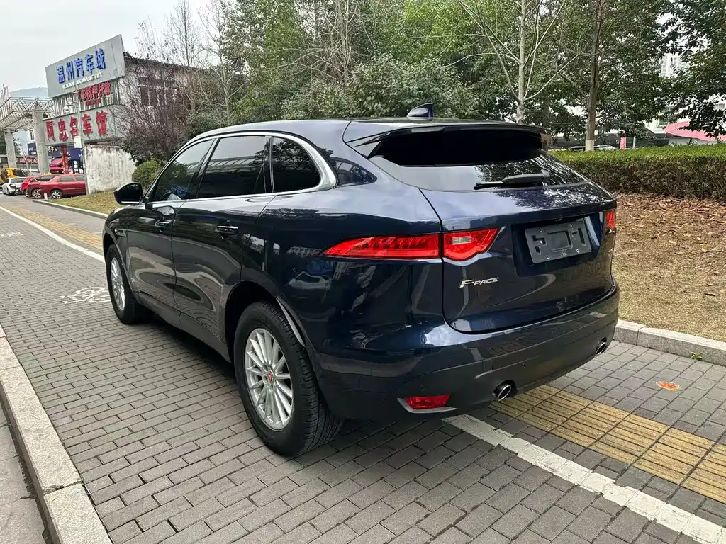 Jaguar F-PACE 2019 — фото 4