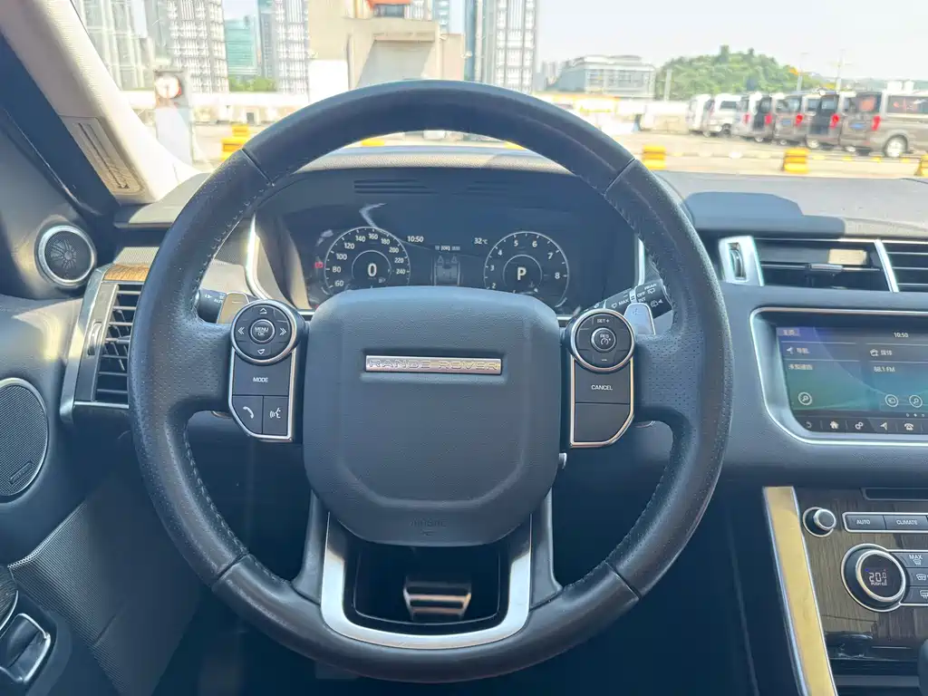 Land Rover Range Rover Sport 2017 — фото 11