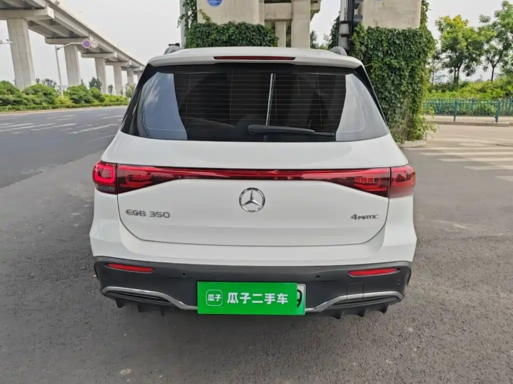 Mercedes-Benz EQB 2022