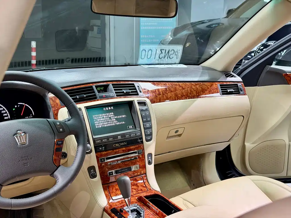 Toyota Crown 2006 — фото 15