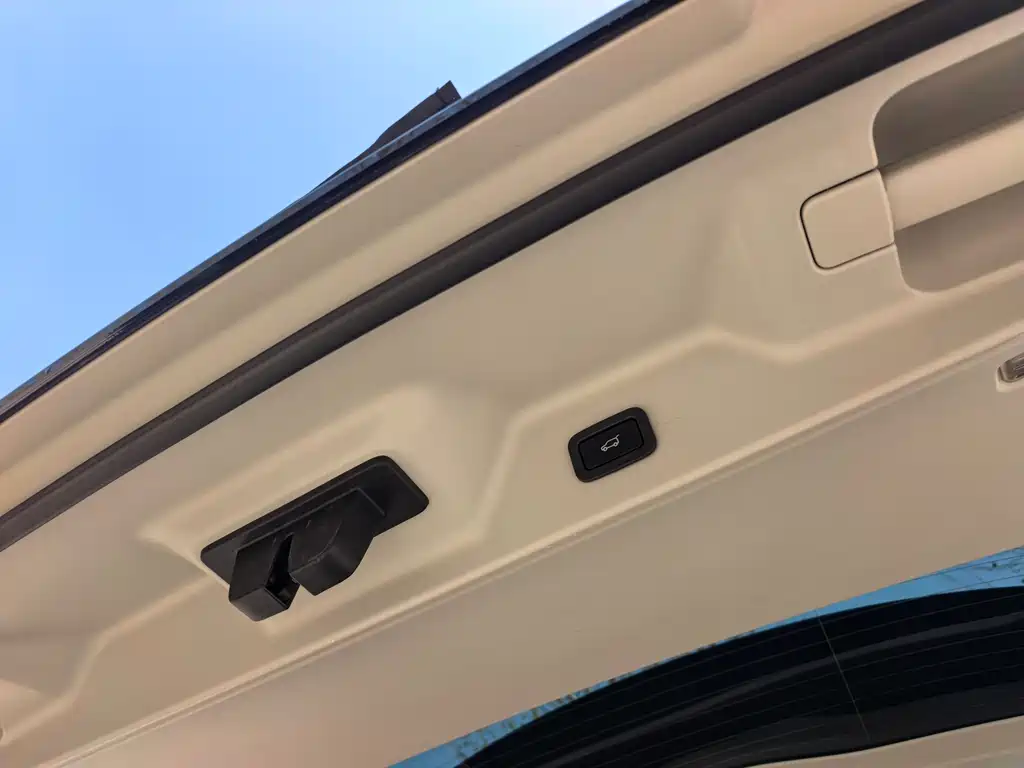 Land Rover Range Rover 2018 — фото 17