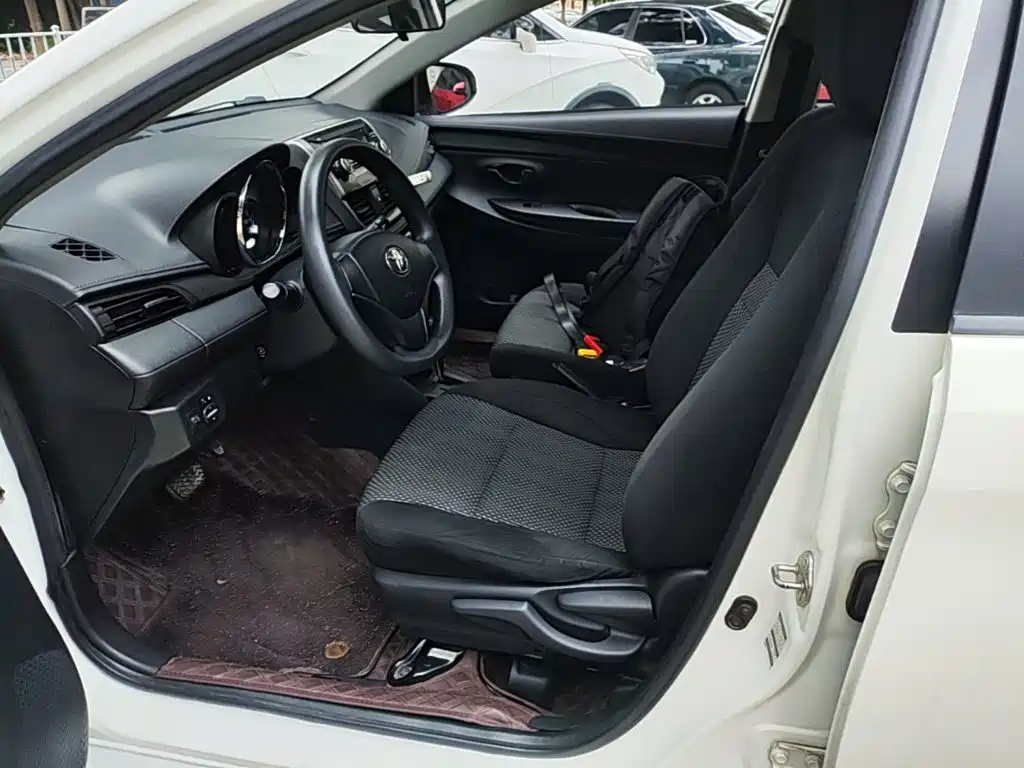 Toyota Vios FS 2018 — фото 15