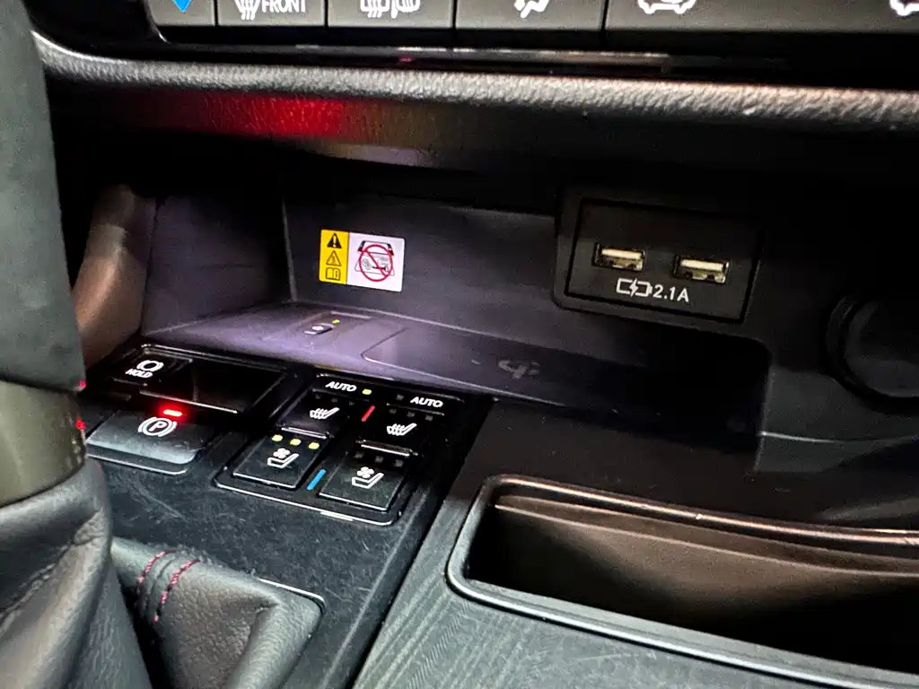 Lexus RX 2020 — фото 13