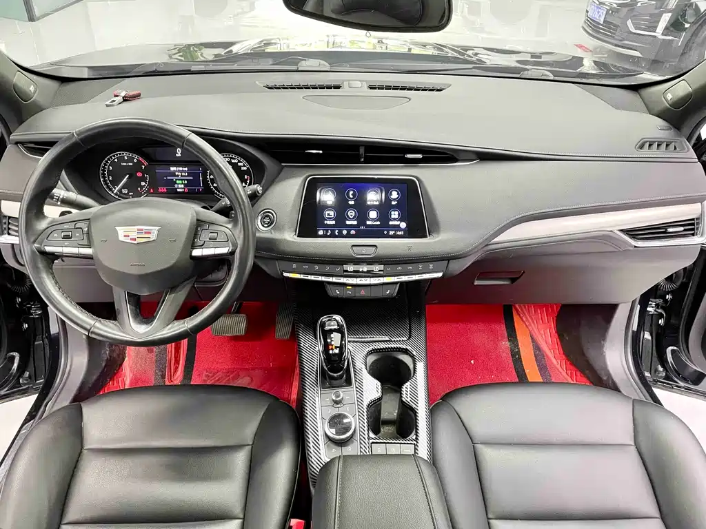 Cadillac XT4 2021 — фото 12