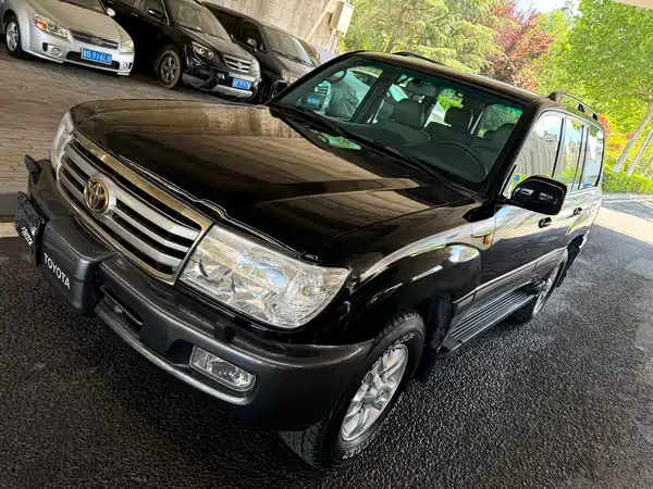 Toyota Land Cruiser 2005