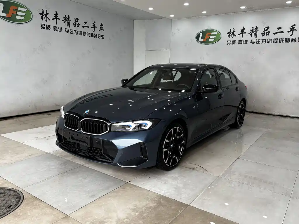 BMW 3 Series 2025 — фото 1