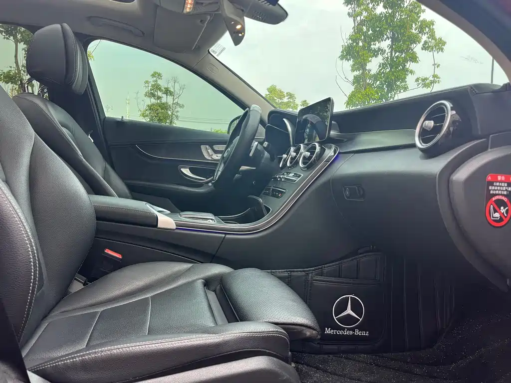Mercedes-Benz C-Class 2020 — фото 13