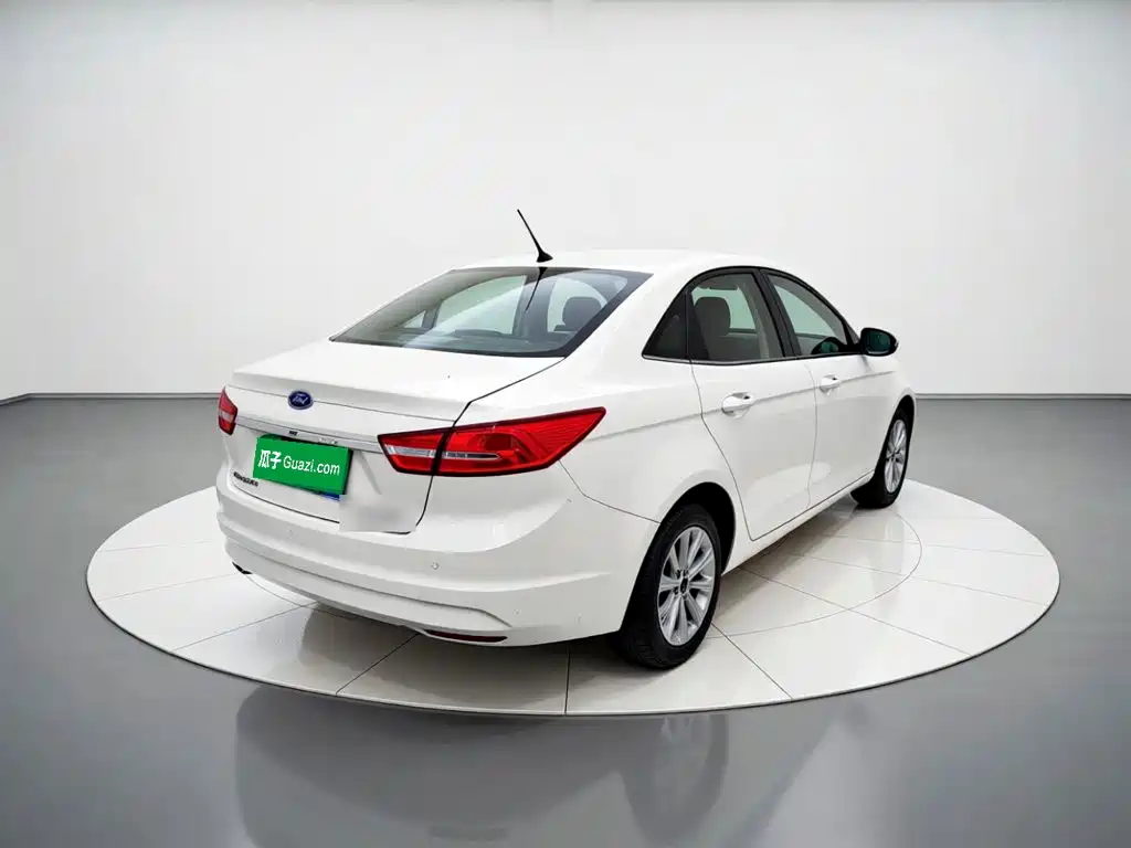 Ford Escort 2016