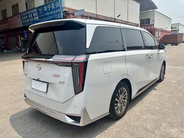 GAC Trumpchi M8 2023