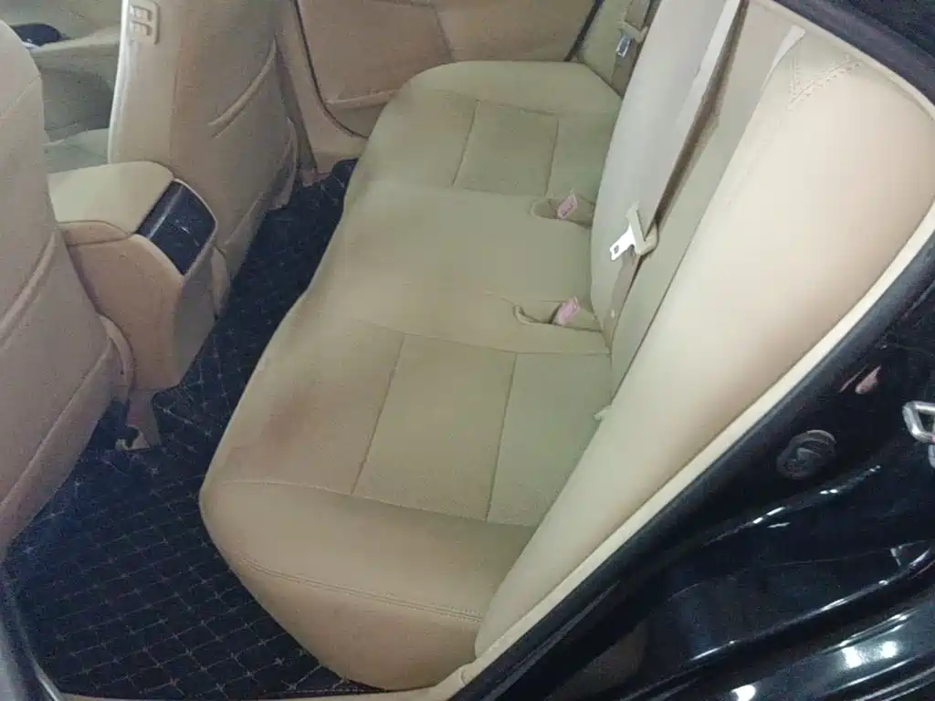 Toyota Camry 2016 — фото 13
