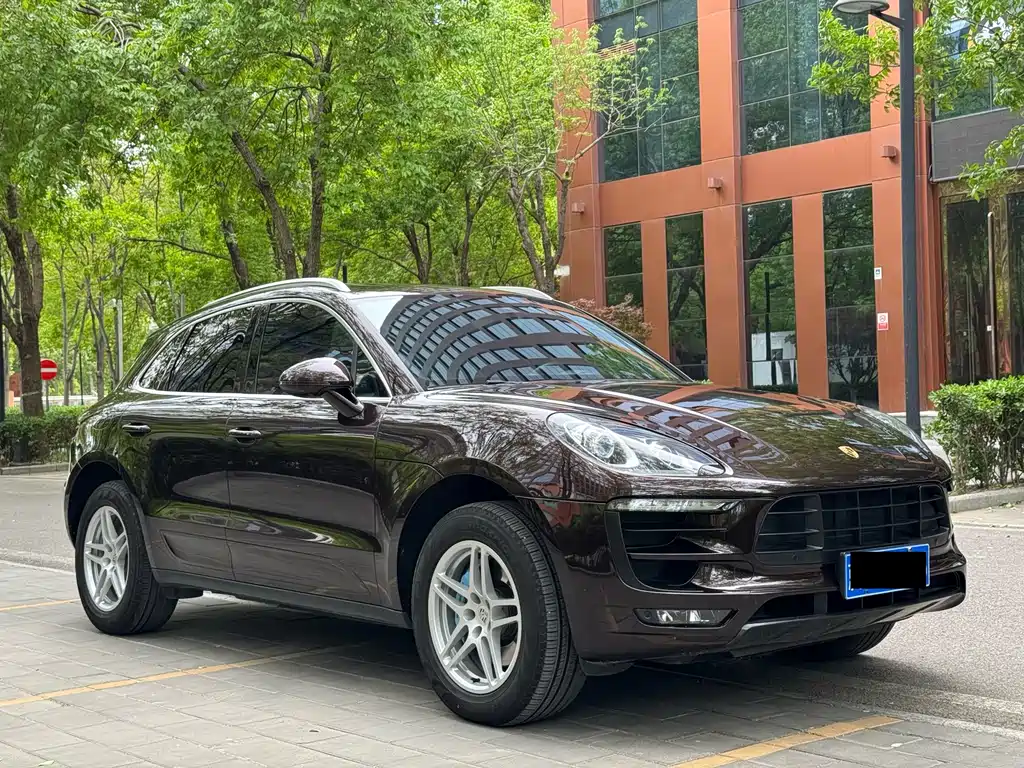 Porsche Macan 2018 — фото 3