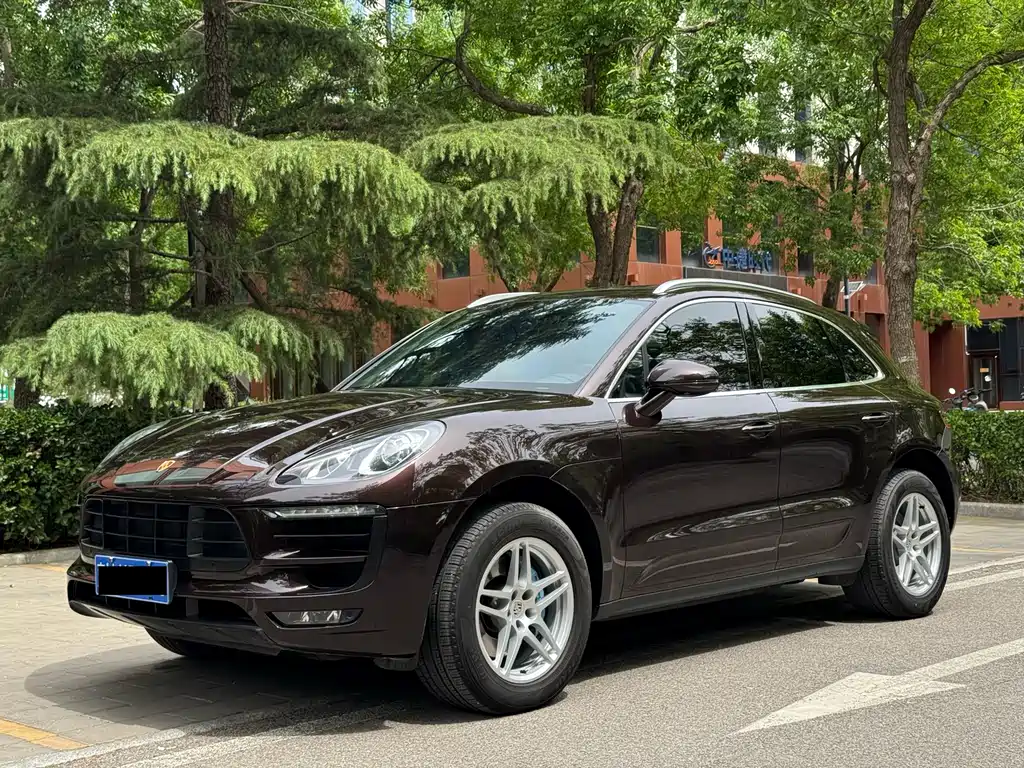Porsche Macan 2018 — фото 1