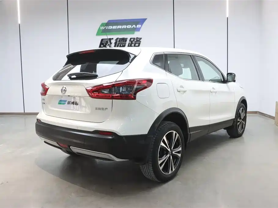 Nissan Qashqai 2021 — фото 4