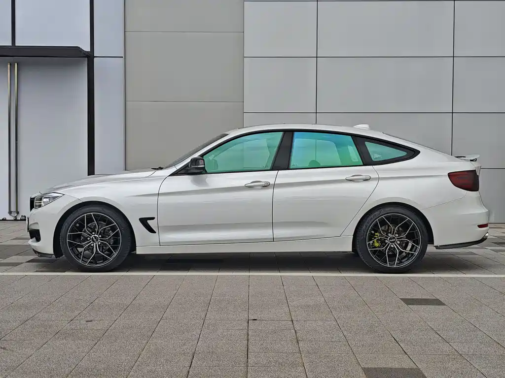 BMW 3 Series GT 2016 — фото 21