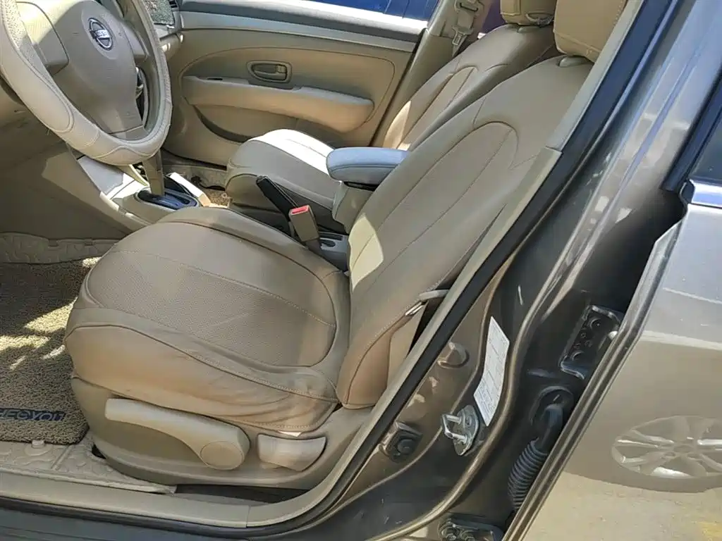 Nissan Sylphy 2017 — фото 15