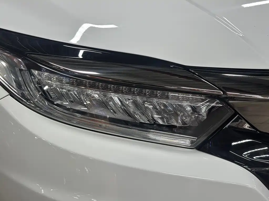 Honda Vezel 2020 — фото 4