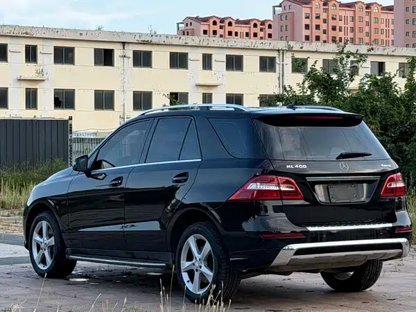 Mercedes-Benz M-Class 2014