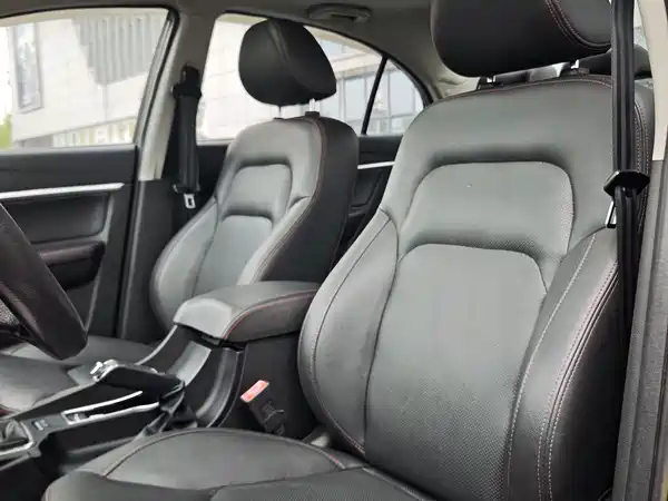 Geely Emgrand 2015