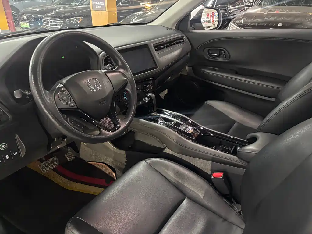 Honda Vezel 2020 — фото 10